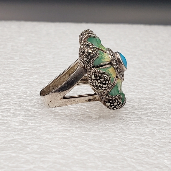 Pretty Sz 8 Enamel Ring with Marcasites Silver Tone - Picture 3 of 8